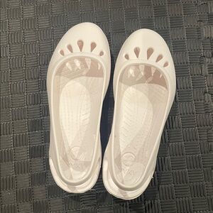 White Foam water shoes